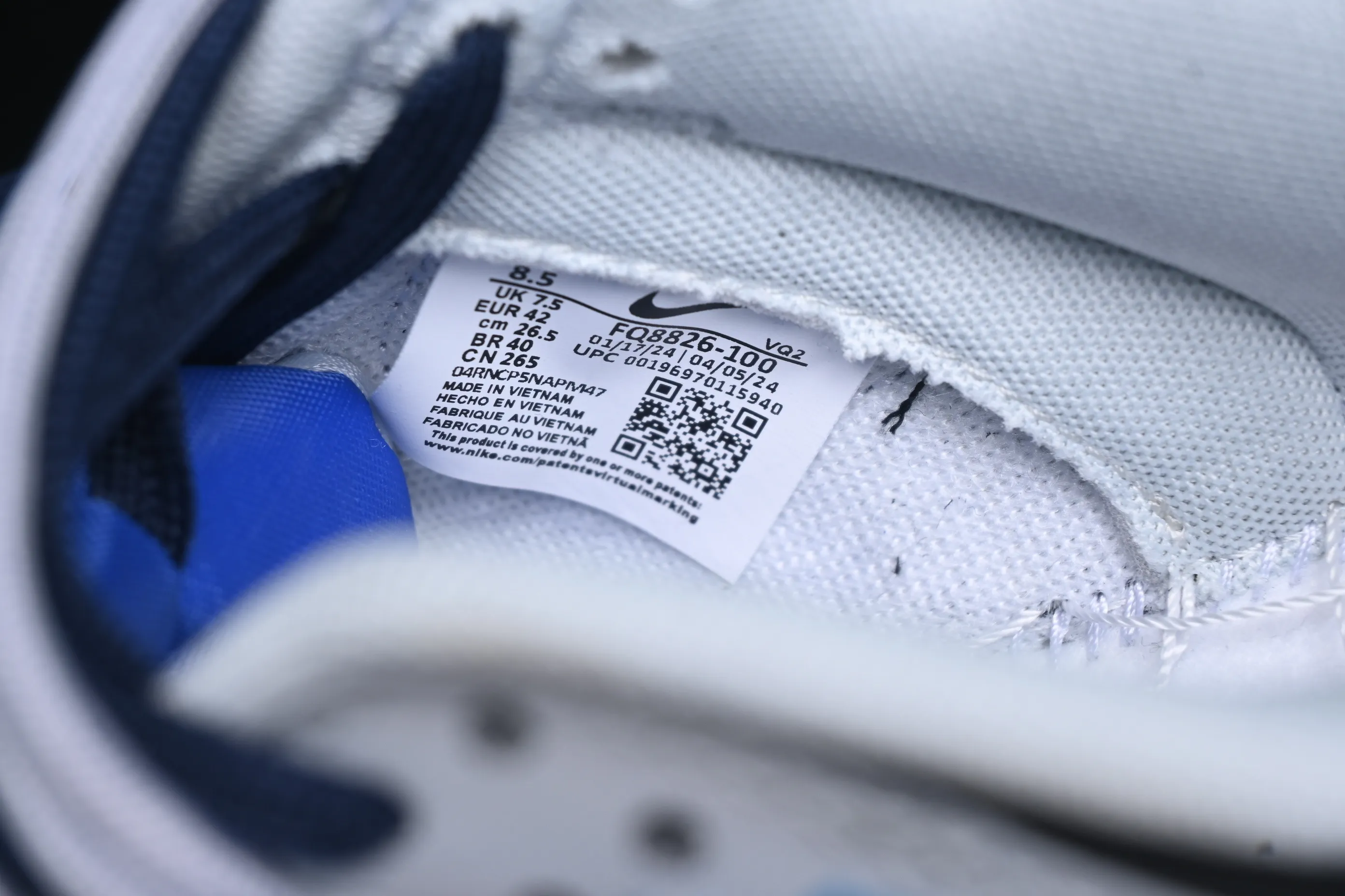 All Categories Nk SB Dunk Series Nk SB Dunk Low Low-top sneakers Nk Dunk Low Samsara Star Pupils Universe Stars Mysterious style English graffiti Low-top casual sneakers FQ8826-100